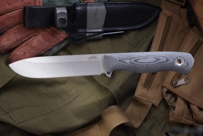 Нож Ranger с огнивом 


Общая длина мм::
286


Длина клинка мм::
149


Ширина клинка мм::
33


Толщина клинка мм::
4.0


